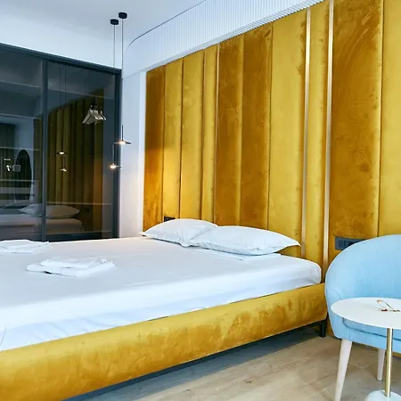 Dxn Luxury 8 By Alezzi Infinity Apartment